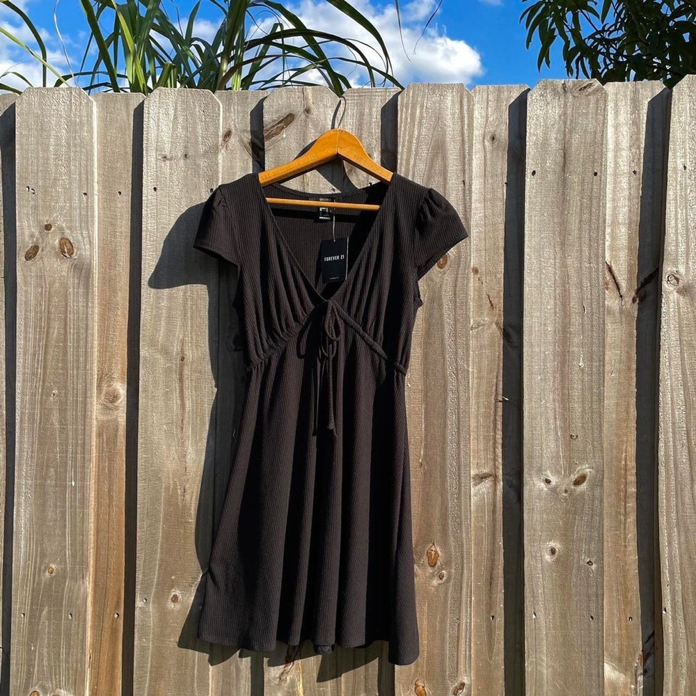 Forever 21 black flowy dress